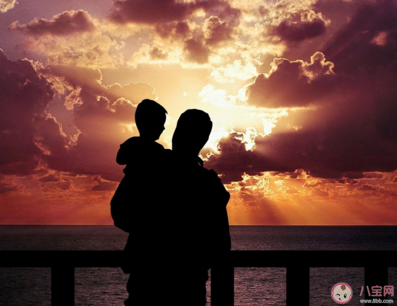 爸爸生病住院的心情说说句子 爸爸生病住院的感受文案