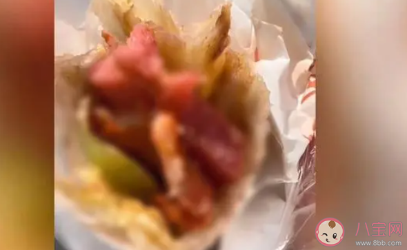 顾客买肉饼咬下去发现全是活蛆是怎么回事 买到坏了的食物该怎么办