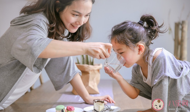 ​内疚式教育长大的孩子会变得怎样 内疚式教育对孩子有什么影响