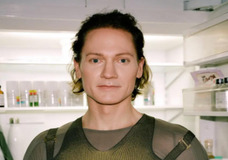 富豪为葆青春用儿子血浆给自己换血 置换血液就能长寿吗