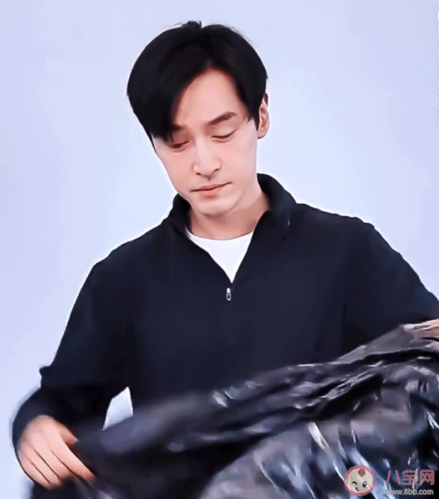 胡歌高圆圆新电影官宣 《走走停停》讲的是什么故事