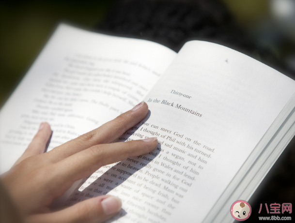 为什么多看书还是不会写作 读书对写作的好处是什么