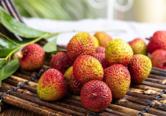 荔枝怎么处理好吃不上火 吃不完的荔枝怎么保鲜
