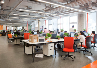 为什么管理一严员工就走人 公司突然严格是走下坡路了吗