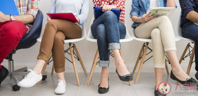 为什么总忍不住跷二郎腿 跷二郎腿是怎么对身体造成伤害的