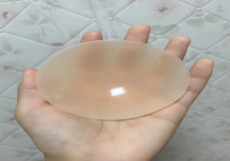 常用乳贴会导致乳房下垂吗 使用乳贴的好处