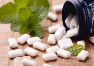 胃不好的人少吃口香糖 嚼口香糖这些你知道吗