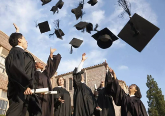 高考后迎本科留学反季咨询热 留学前要做好哪些准备