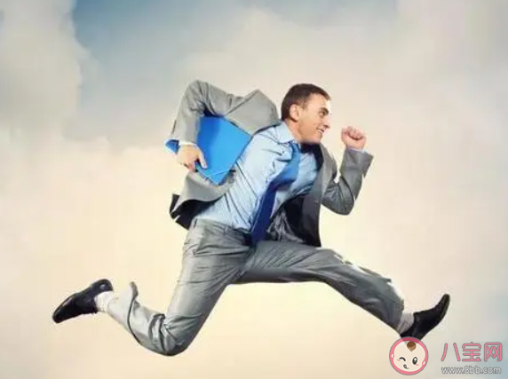 男子多次请朋友吃饭后逃单获刑 逃单是违法的吗