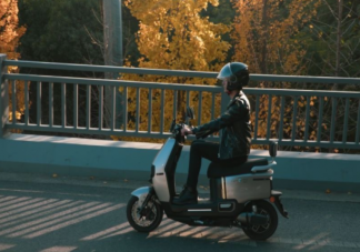 两轮为何成为年轻人代步神器 为什么电动车很受年轻人欢迎