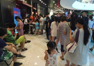 排队时人越多越想排队是你吗 游乐园和景区是如何让你心甘情愿地排长队的