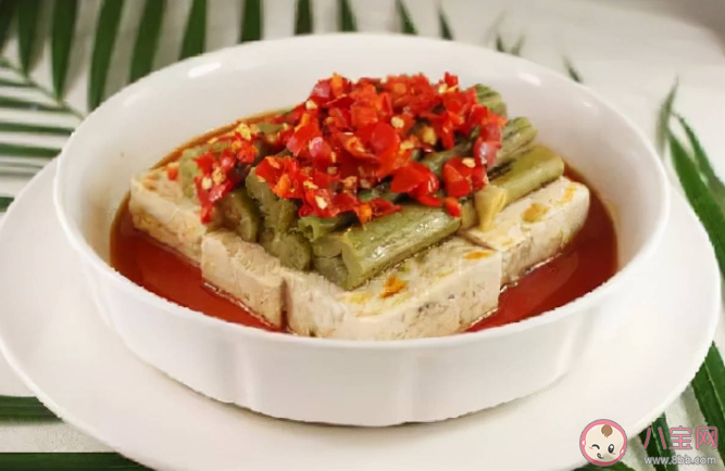 一家三口吃蒸双臭嘴唇发紫送急诊 蒸双臭是什么食物 一家三口吃蒸双臭嘴唇发紫送急诊 蒸双臭是什么食物