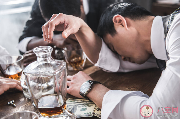 去脂体重越大的女士越能喝酒 体重和酒量有关系吗