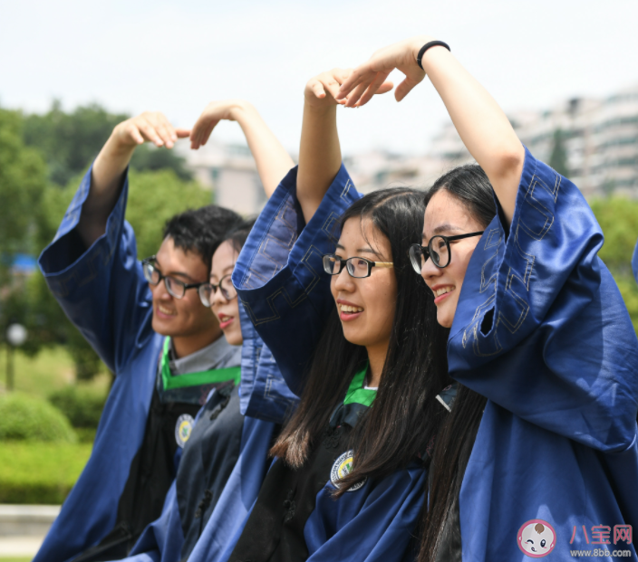 以下哪句古诗更适合作为毕业赠言 蚂蚁庄园6月30日答案 以下哪句古诗更适合作为毕业赠言 蚂蚁庄园6月30日答案