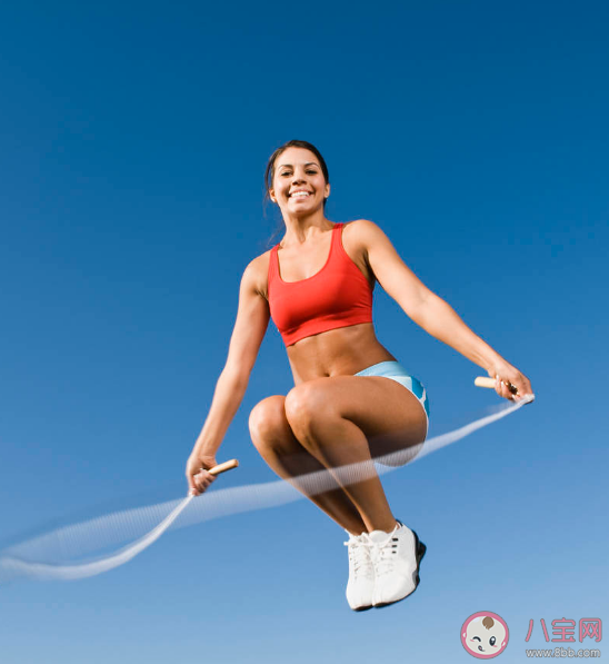 跑步和跳绳哪个更适合减肥 新手适合跑步还是跳绳 跑步和跳绳哪个更适合减肥 新手适合跑步还是跳绳