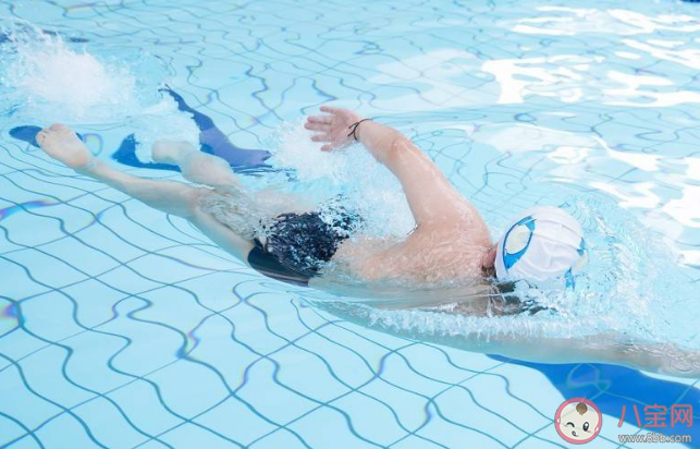 哪些游泳姿势容易发生游泳肩 如何预防游泳肩 哪些游泳姿势容易发生游泳肩 如何预防游泳肩