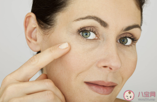 哪些不良习惯会使得面部皮肤衰老严重 皮肤不同层次衰老的表现是什么