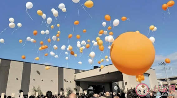 无人祭奠无地可葬日本现气球葬礼 为什么会出现气球葬礼 无人祭奠无地可葬日本现气球葬礼 为什么会出现气球葬礼