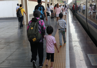 20日起儿童乘火车须带身份证件 哪些是儿童身份证明