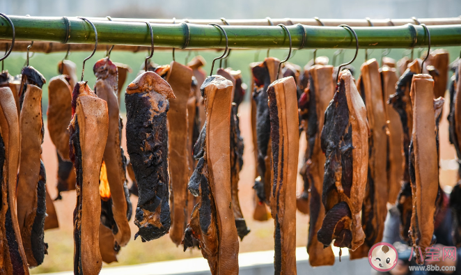 夏季高温哪种存放腊肉的方法更安全健康蚂蚁庄园 7月20日答案 夏季高温哪种存放腊肉的方法更安全健康蚂蚁庄园 7月20日答案