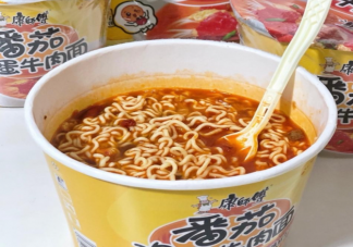 杜苏芮逼近厦门市民狂囤泡面和水 台风到来前要做哪些准备