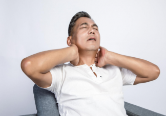 转脖子为什么很危险 哪些人群转脖子特别危险