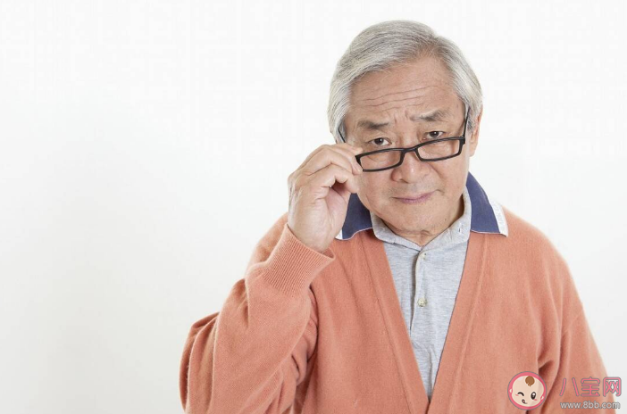 社交少会让脑子变小吗 老年交友圈少是社交能力下降了吗