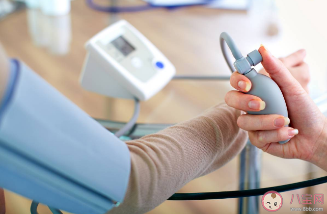 高血压患者适合什么样的运动 高血压人群运动要注意哪些事 高血压患者适合什么样的运动 高血压人群运动要注意哪些事