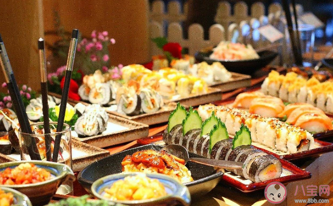 女子花12888元抢自助餐年卡是真的吗 自助餐年卡值不值得买