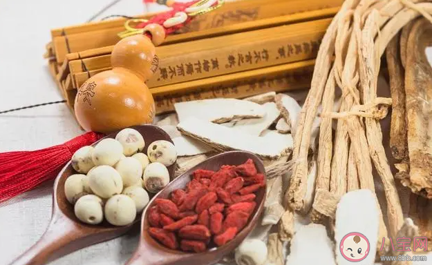 冲泡中药放多少水合适 中药能加糖一起喝吗