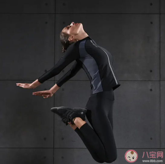 出汗越多减肥效果越好吗 暴汗之后怎么补充水分 出汗越多减肥效果越好吗 暴汗之后怎么补充水分