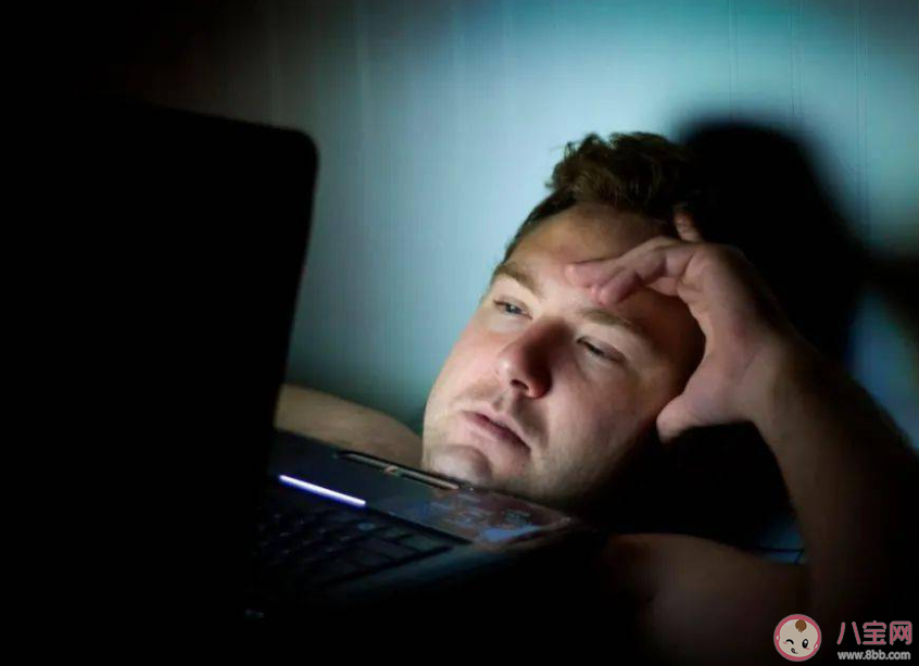 晚睡晚起算是熬夜吗 为什么人们越来越喜欢熬夜了 晚睡晚起算是熬夜吗 为什么人们越来越喜欢熬夜了