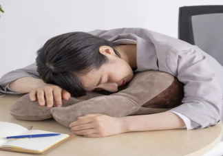 睡个午觉身体会发生什么变化 午睡有哪三不要