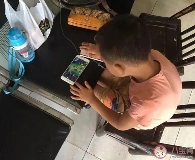 孩子沉迷网络怎么破 如何预防孩子上网成瘾 孩子沉迷网络怎么破 如何预防孩子上网成瘾