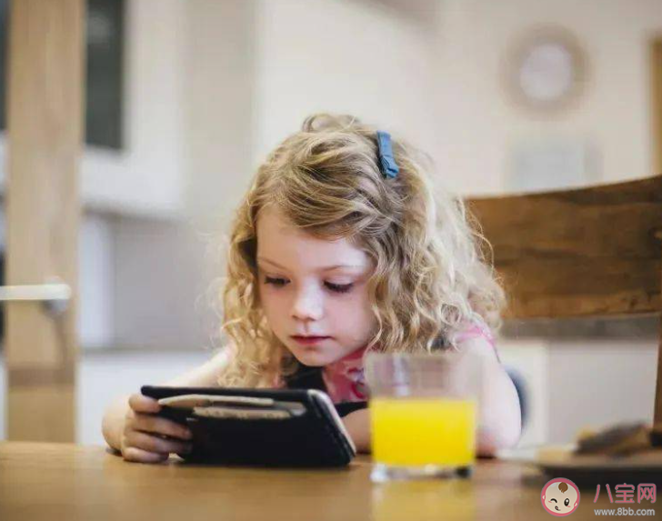 孩子沉迷网络怎么破 如何预防孩子上网成瘾 孩子沉迷网络怎么破 如何预防孩子上网成瘾