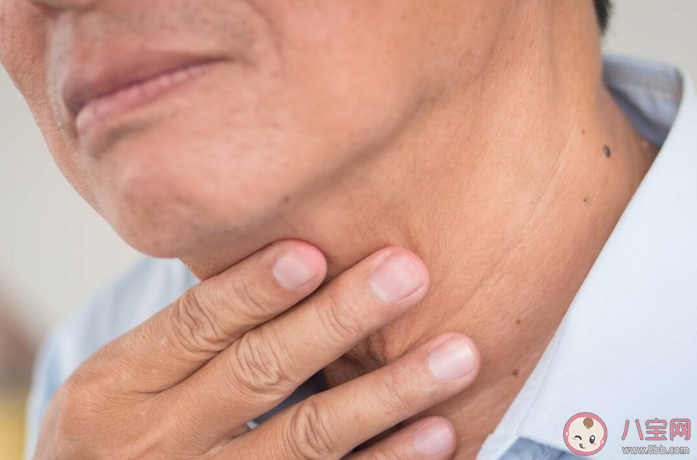 频繁清嗓子有什么危害 总是喜欢清嗓子是什么原因