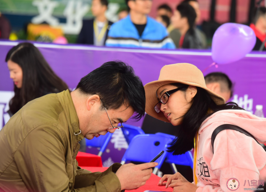 找对象的尽头是高初中同学吗 为什么和高中同学在一起的多