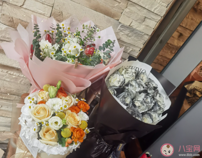 高调离婚的年轻人开始办席庆祝是怎么回事 为什么年轻人离婚也变得高调起来