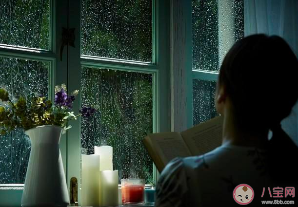 为什么下雨天睡觉会睡得更香 雨声对睡眠有帮助吗