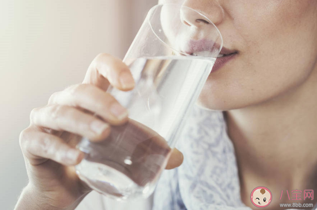 总觉得疲惫可能是身体缺水信号 身体6大信号提醒你缺水了