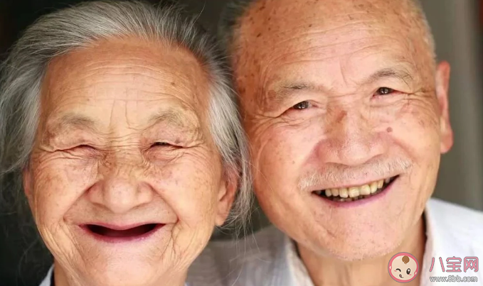 老了就掉牙吗 老年人错误的口腔健康观念有哪些