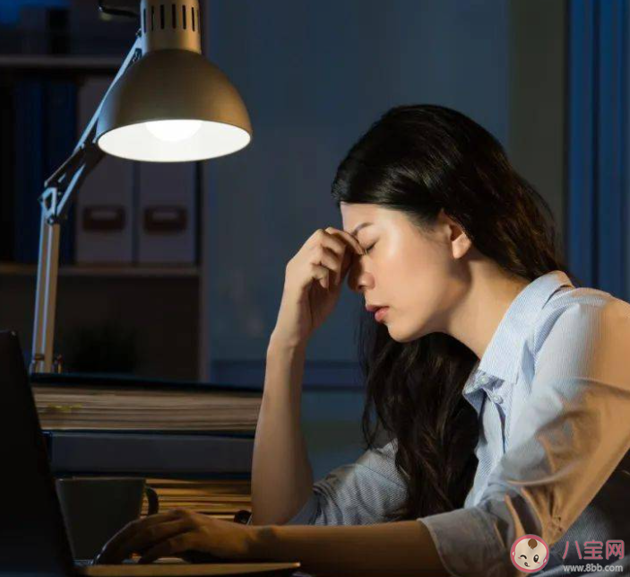 晚睡2小时第二天就会不开心 晚睡后心情不好怎么办
