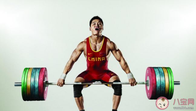 举重时为什么要吼一声 为什么举重运动需要很强的身体素质