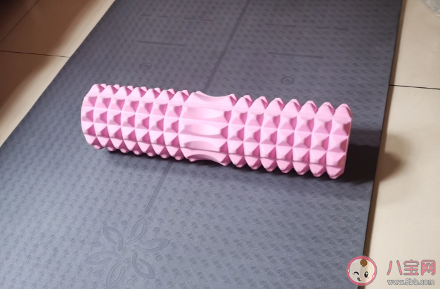 用泡沫轴滚小腿可以瘦小腿吗 泡沫轴如何正确使用 用泡沫轴滚小腿可以瘦小腿吗 泡沫轴如何正确使用