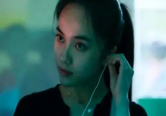 《坚如磐石》朱丽是被谁杀的 《坚如磐石》删减了哪些情节