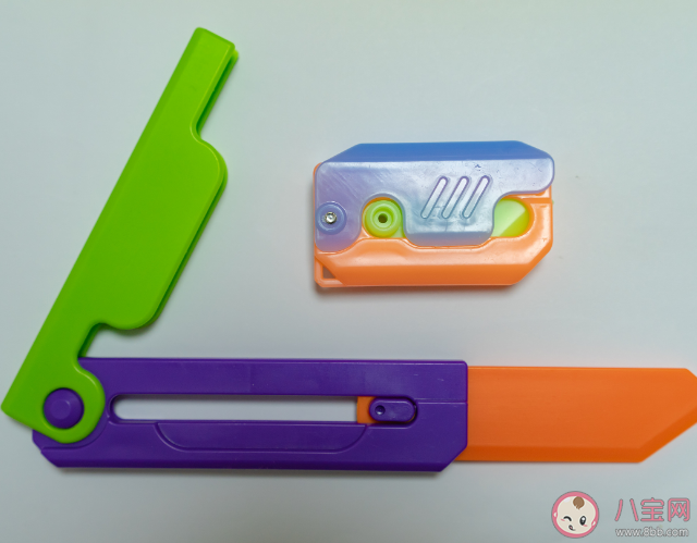 萝卜刀爆火是利是弊 孩子玩萝卜刀要注意什么 萝卜刀爆火是利是弊 孩子玩萝卜刀要注意什么