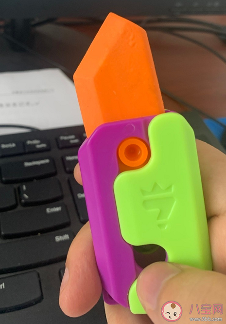 萝卜刀爆火是利是弊 孩子玩萝卜刀要注意什么 萝卜刀爆火是利是弊 孩子玩萝卜刀要注意什么