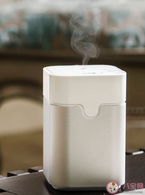 加湿器离脸越近皮肤越好吗 购买加湿器如何确定自己的需求 加湿器离脸越近皮肤越好吗 购买加湿器如何确定自己的需求
