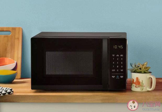 微波炉可以用来烧水吗 微波炉这些物品别放进去 微波炉可以用来烧水吗 微波炉这些物品别放进去