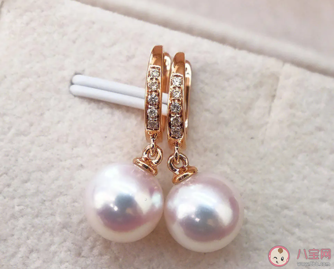 平价珍珠耳环1个月销售额20万是怎么回事 珍珠首饰为什么火了 平价珍珠耳环1个月销售额20万是怎么回事 珍珠首饰为什么火了